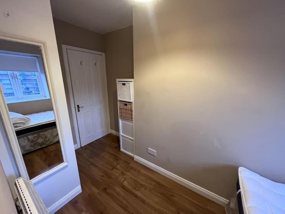 Riverside South 2 Bedroom Apartamento